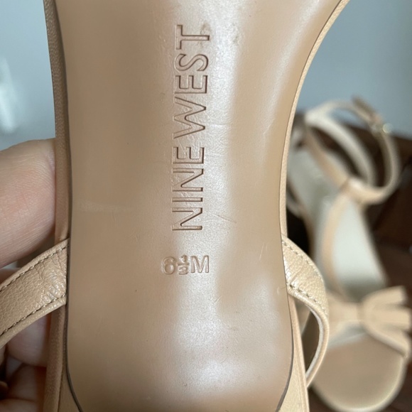 Nine West nude colour sandals size 6 1/2 - Picture 4 of 6